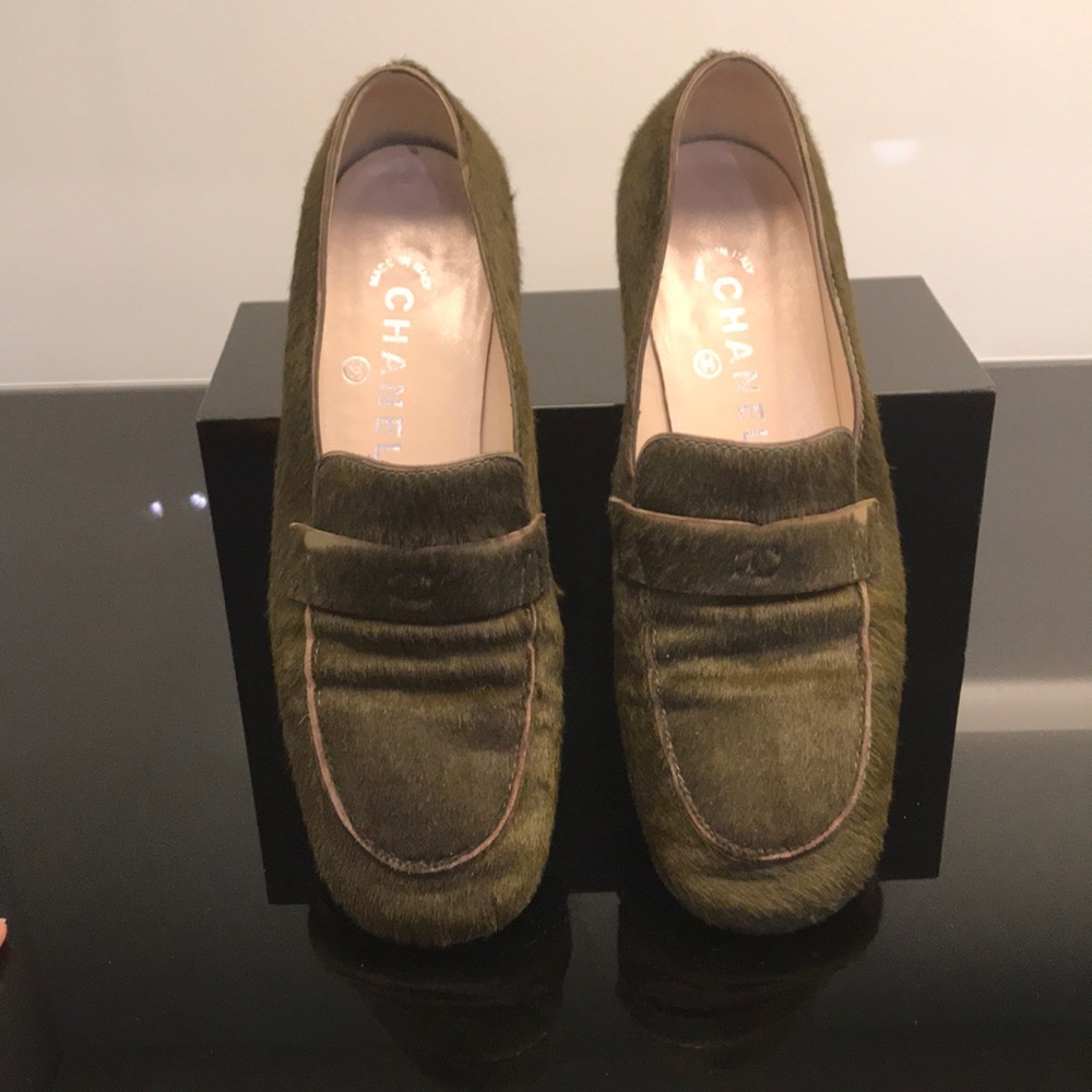 Chanel Olive green Calf hair Loafer